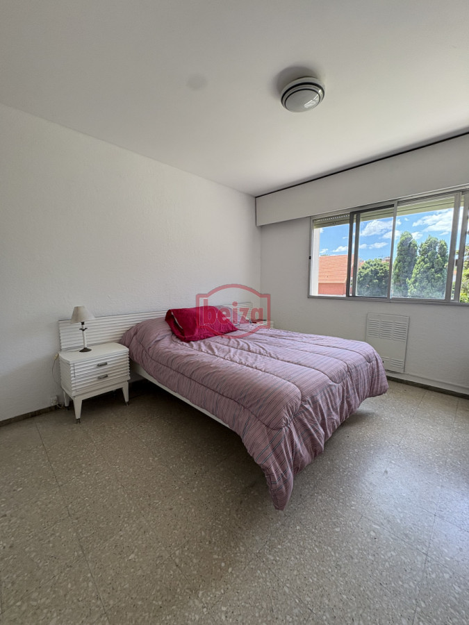 Apartamento ID.166666/un-dormitorio-frente-al-mar - Hermoso apartamento  primera fila mansa