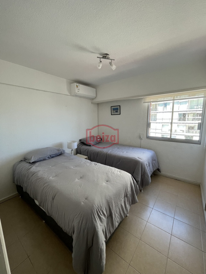 Apartamento ID.165954/El-Monoambiente-que-buscas-a-pasos-del-mar-y-con-financiación- - Venta dos dormitorios en Peninsula* 