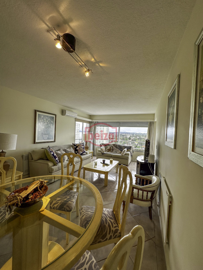 Apartamento ID.166400/Espectacular-apartamento-en-el-corazón-de-punta-del-este - Excelente departamento 