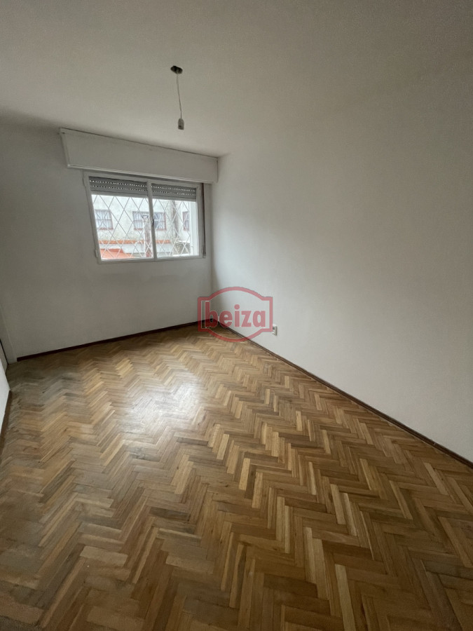 Apartamento ID.166331/Apartamento-de-1-dormitorio-con-vista-a-la-Brava--Amplia-financiación - venta de dos dormitorios a pasos del Shopping de Montevideo