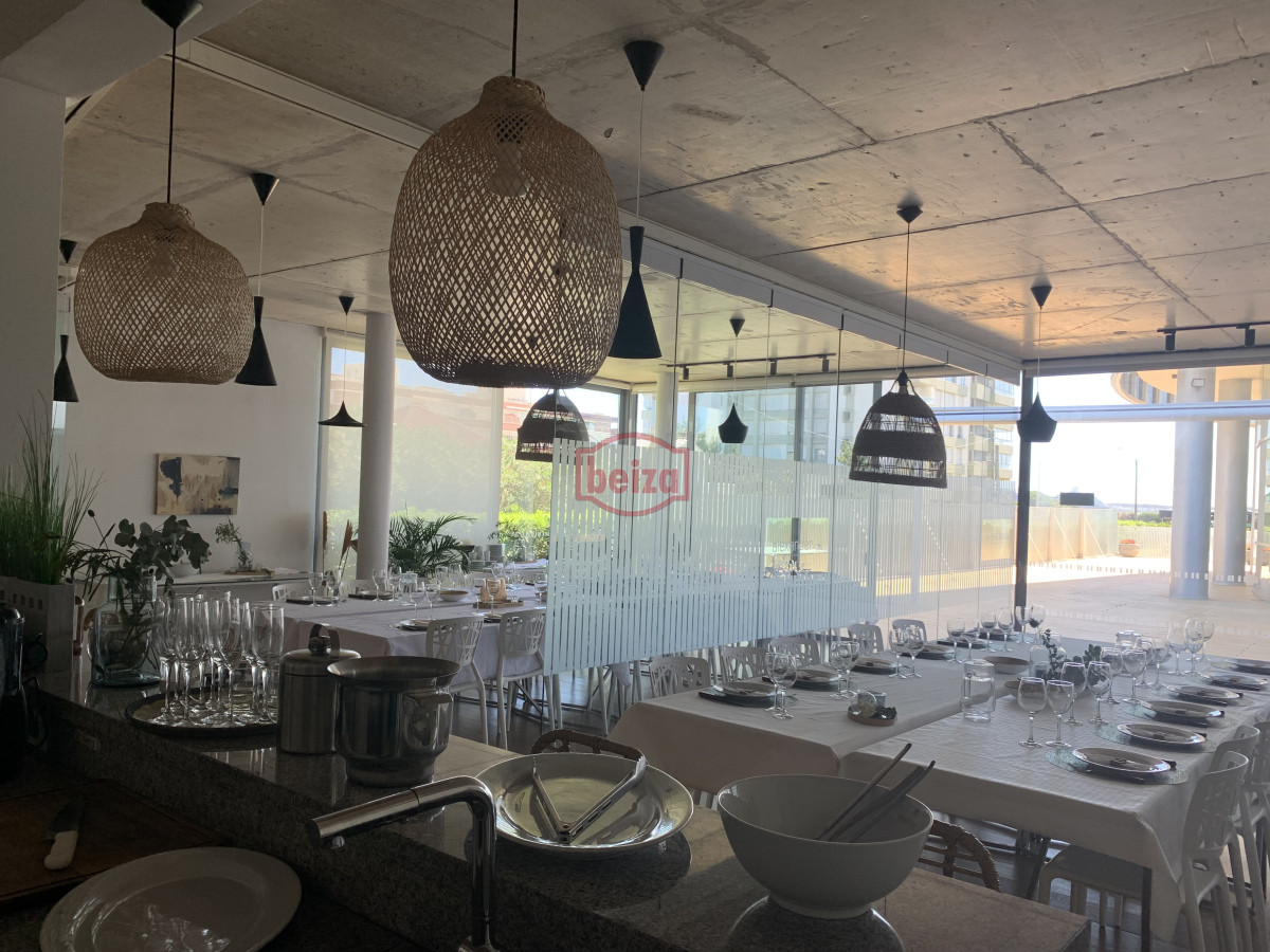 Apartamento ID.166885 - Venta apartamento 3 dormitorios mas servicio playa mansa