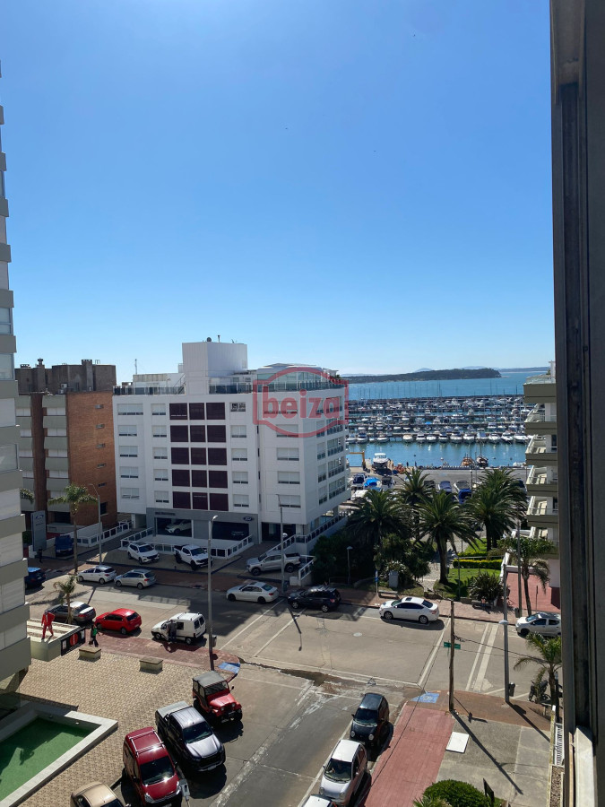 Apartamento ID.162818/Brava,-1-dormitorio-y-medio - Apartamento en Peninsula, 2 dormitorios *