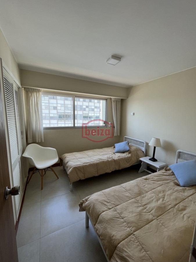 Apartamento ID.165292/Alquiler-por-temporada-de-apartamento-de-3-dormitorios-en-Punta-del-Este - Peninsuls 3 dorm
