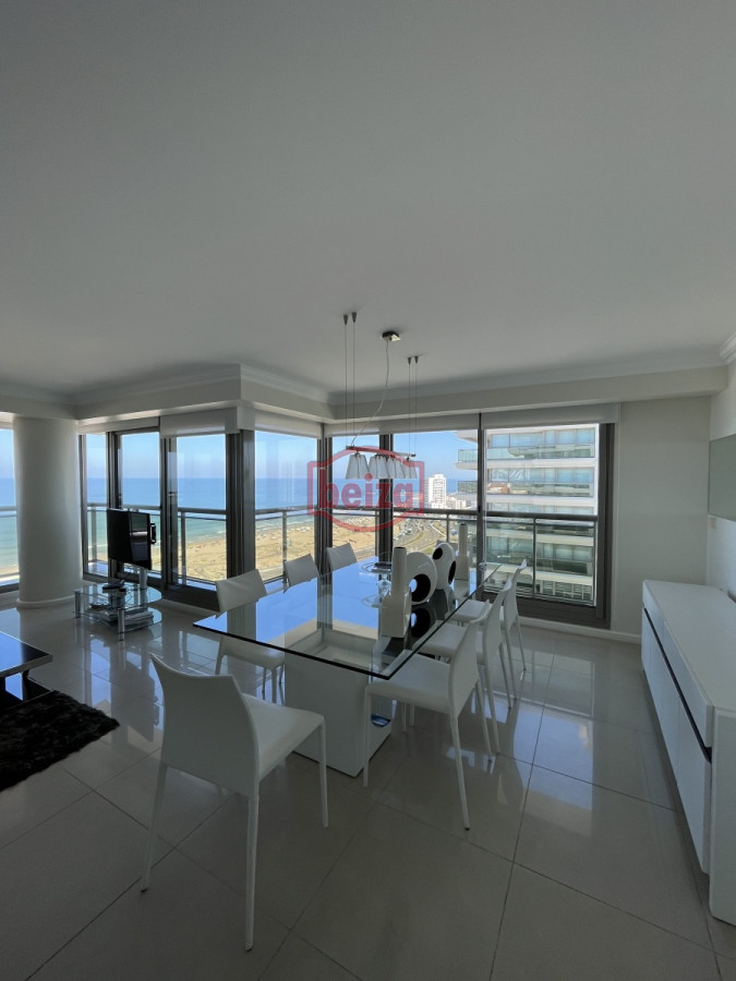 Apartamento ID.163707/Un-dormitorio--Céntrico-pero-a-100-metros-de-la-playa - IMPERIALE DIVINO DE 3 DORMITORIOS