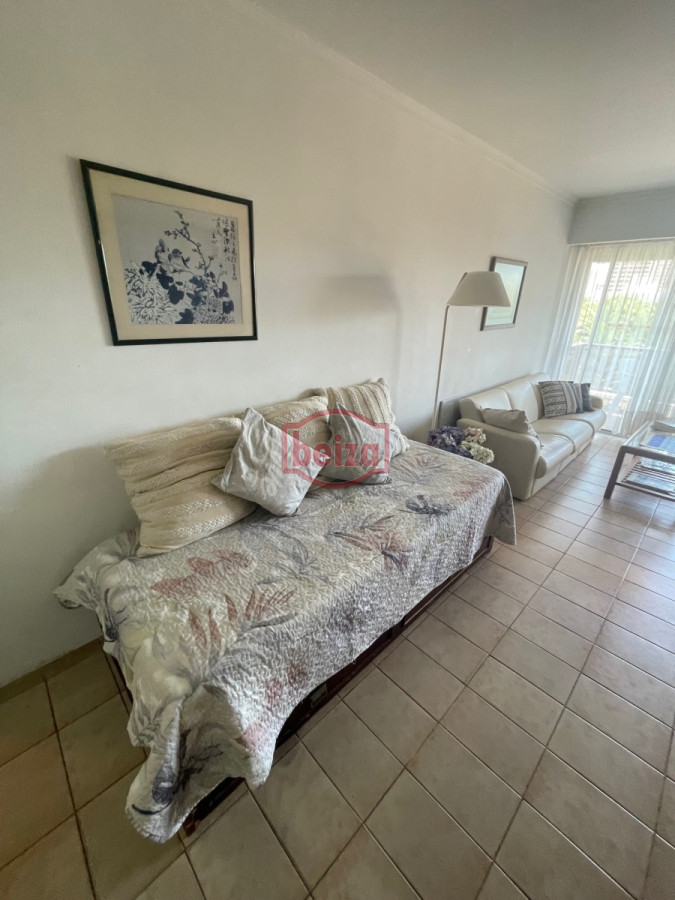 Apartamento ID.166090/Venta-de-un-dormitorio-frente-al-mar--Playa-Brava - ALQUILER ANUAL UNICO EN PENINSULA