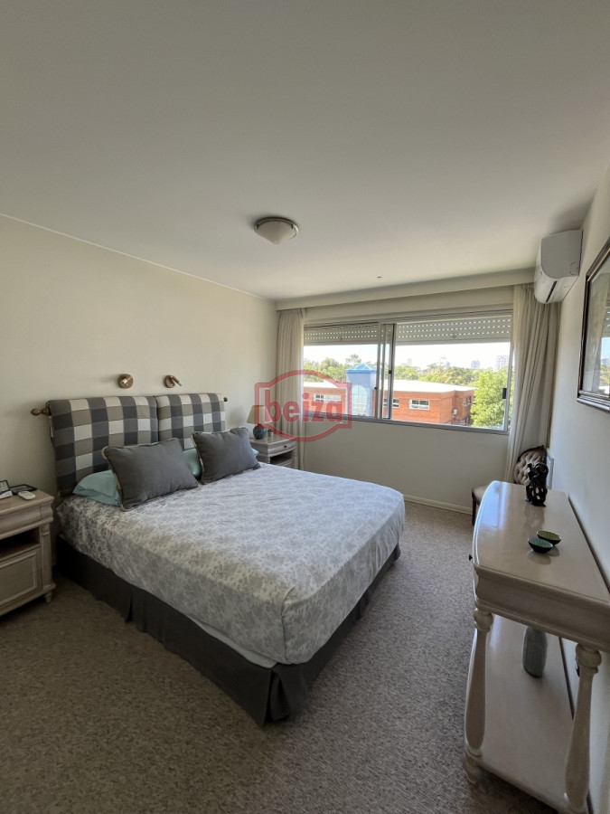 Apartamento ID.162946 - Venta 3 Dormitorios Primera fila Mansa