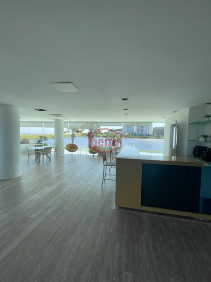 Apartamento ID.166566/Brava-,-edificio-bajo-,-frente-al-mar-.- - Espectacular Penthouse