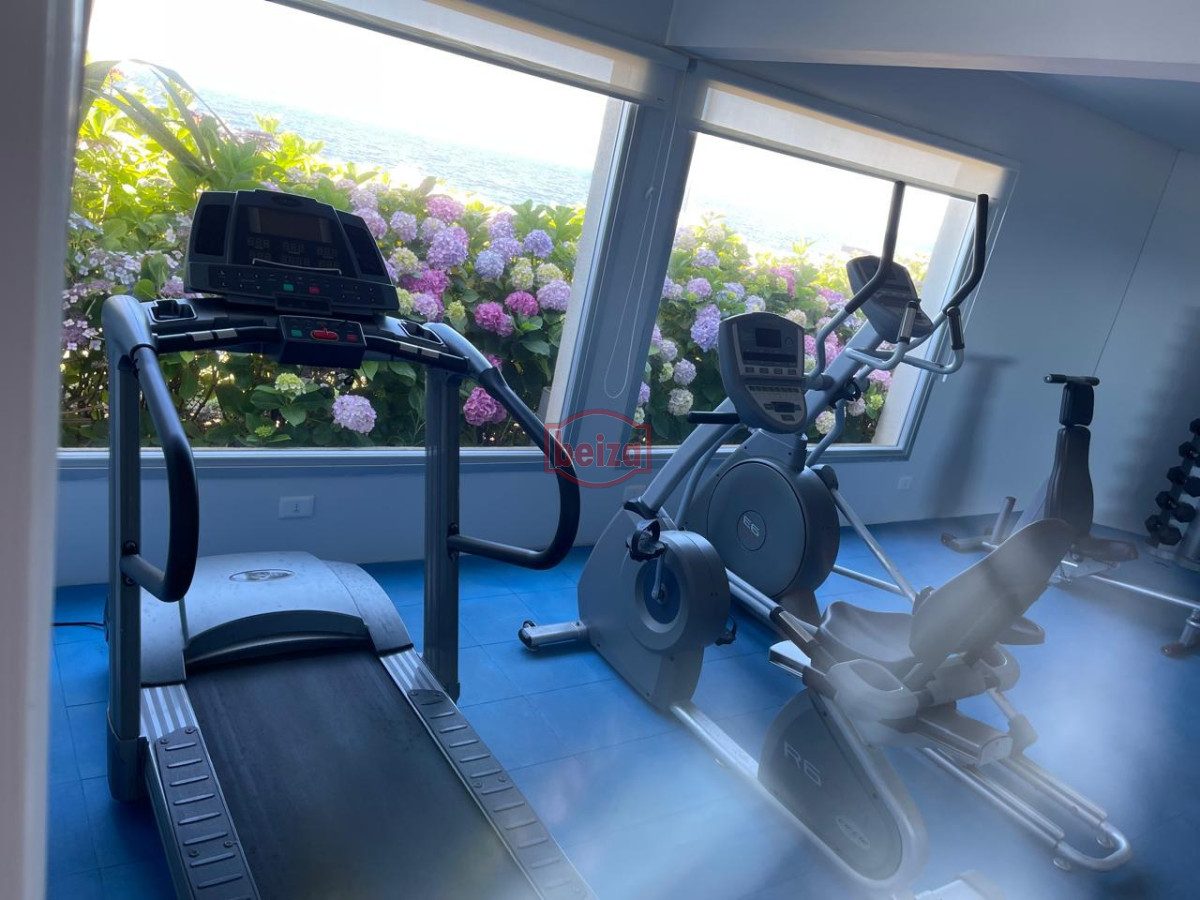 Apartamento ID.166779/Apartamentos-en-Venta--Beiza-Propiedades - VENTA Apartamento frente al Mar