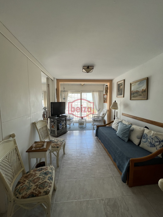 Apartamento ID.10749/Apartamento-en-Brava,-3-dormitorios-en-suite - Oportunidad de inversión en Punta del Este