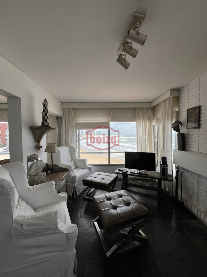 Apartamento ID.166043/Playa-Brava - Alquiler 3 dormitorios y dependencia