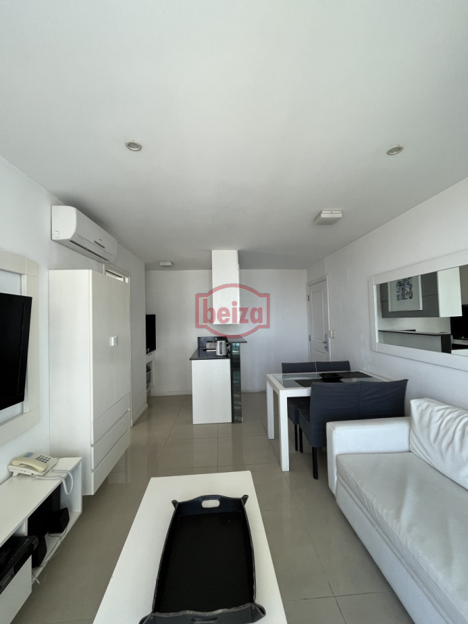Apartamento ID.163828/Venta-dos-dormitorios-en-mansa - Apartamento de 1 dormitorio con excelente vista - Amplia Financiación 