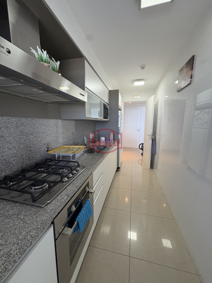 Apartamento ID.166645/apto-en-alquiler-2-dormit - Torre Aquarela 