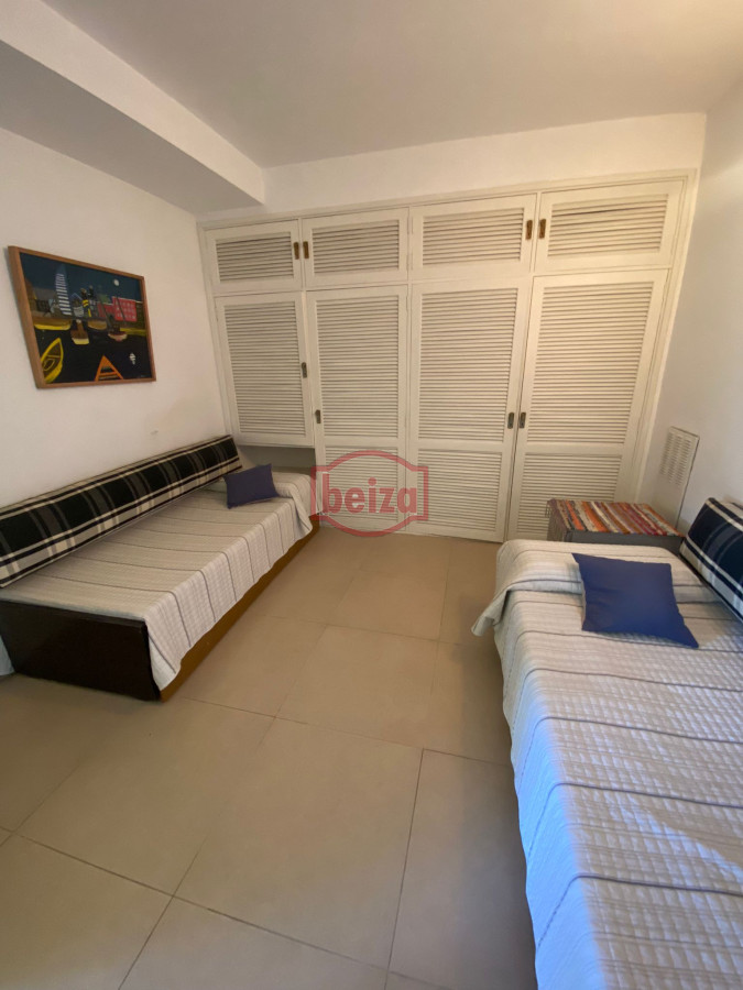 Apartamento ID.162818/Brava,-1-dormitorio-y-medio - Apartamento en Peninsula, 2 dormitorios *