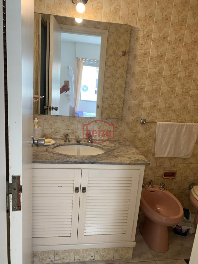 Apartamento ID.166990/Brava-,A-una-cuadra-de-la-Brava-3-dormit - ALQUILER EN PENINSULA CERCA DE TODO