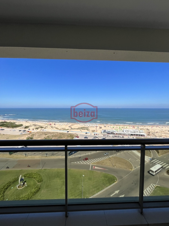 Apartamento ID.163707/Un-dormitorio--Céntrico-pero-a-100-metros-de-la-playa - IMPERIALE DIVINO DE 3 DORMITORIOS