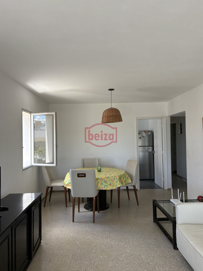Apartamento ID.166666/un-dormitorio-frente-al-mar - Hermoso apartamento  primera fila mansa
