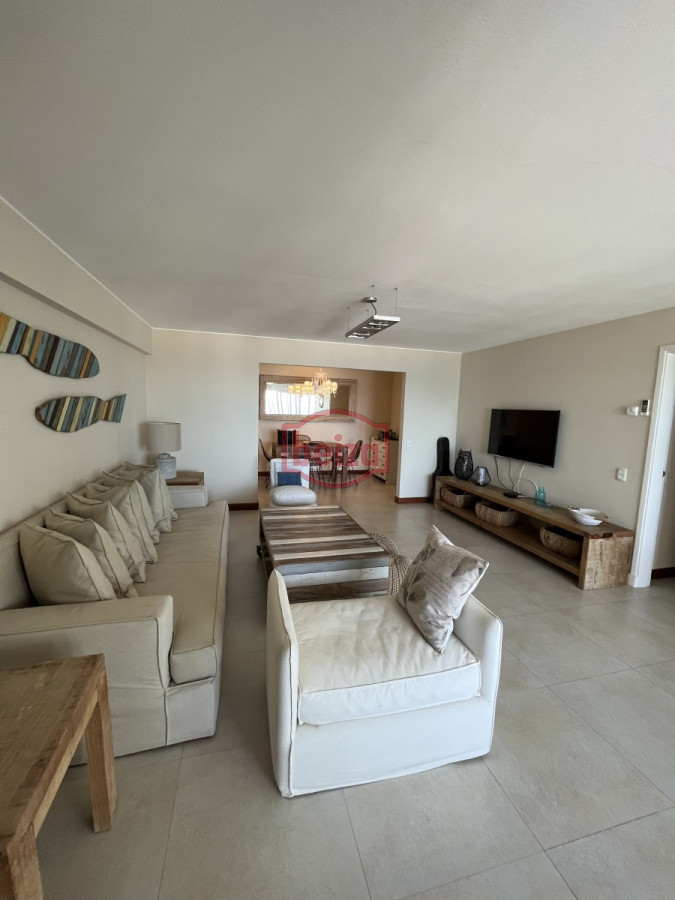 Apartamento ID.165292/Alquiler-por-temporada-de-apartamento-de-3-dormitorios-en-Punta-del-Este - Peninsuls 3 dorm