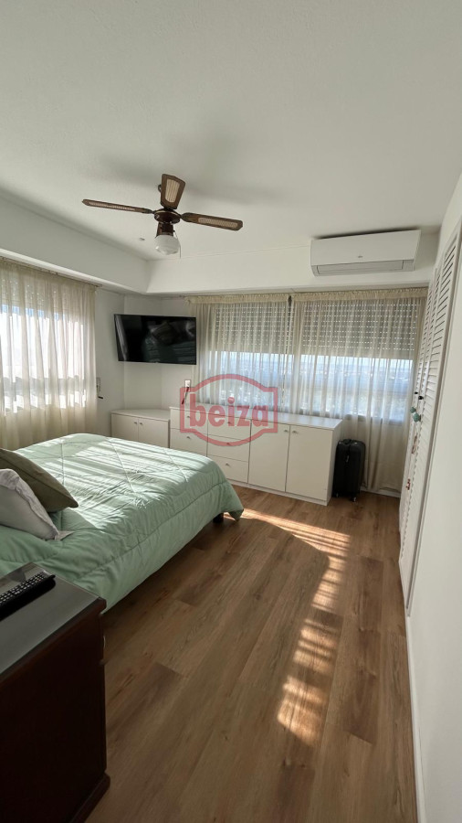 Apartamento ID.166933/APARTAMENTO-en-alquiler-DE-3-DORMITORIOS-EN-PUNTA-DEL-ESTE - ALQUILER DOS DORMIT
