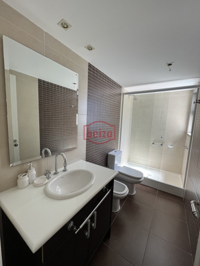 Apartamento ID.163707/Un-dormitorio--Céntrico-pero-a-100-metros-de-la-playa - IMPERIALE DIVINO DE 3 DORMITORIOS