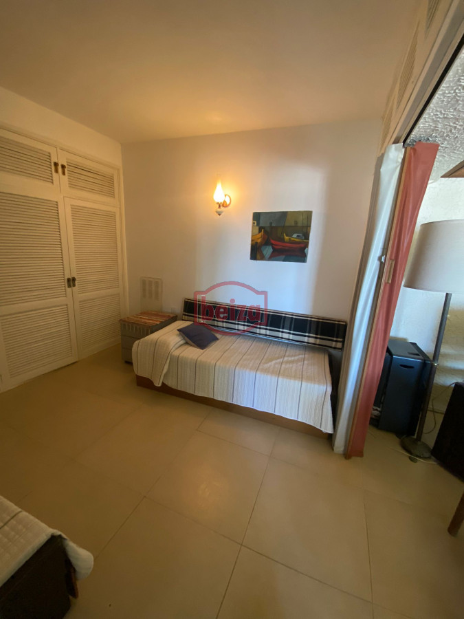 Apartamento ID.162818/Brava,-1-dormitorio-y-medio - Apartamento en Peninsula, 2 dormitorios *