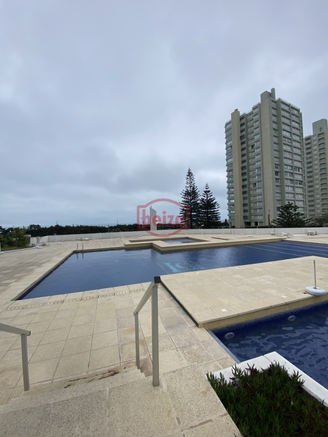 Apartamento ID.166400/Espectacular-apartamento-en-el-corazón-de-punta-del-este - Excelente departamento 