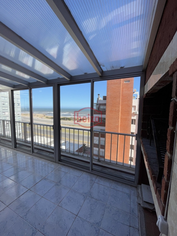 Apartamento ID.90171/Apartamento-en-Peninsula,-1-dormitorios-* - Pent House  con vista a Mansa y Brava
