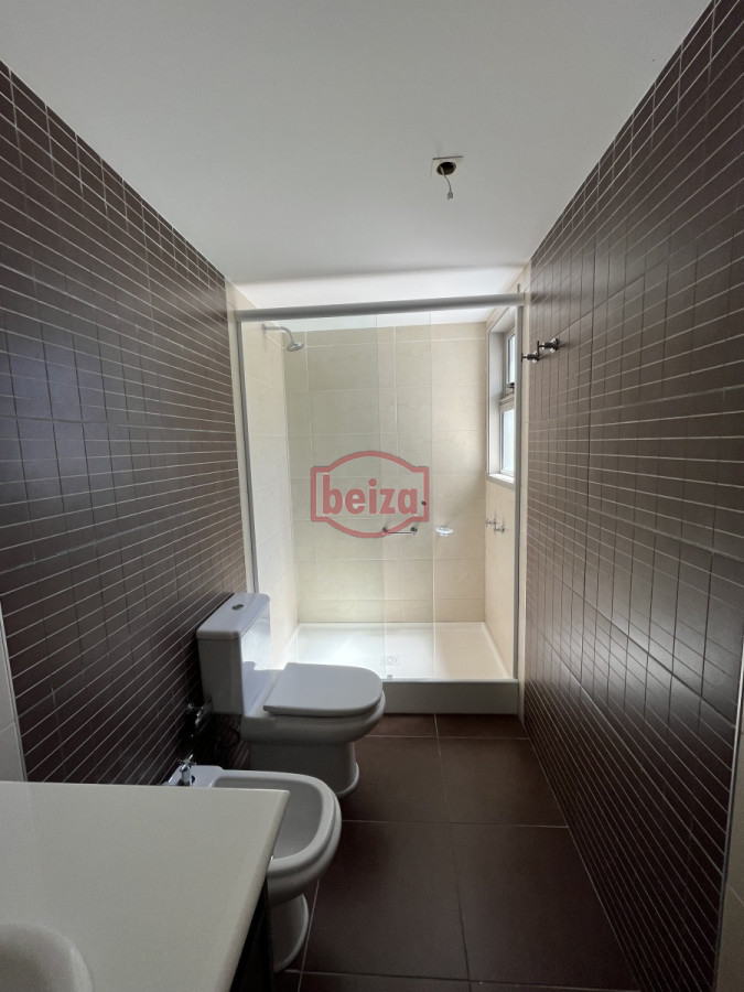 Apartamento ID.163707/Un-dormitorio--Céntrico-pero-a-100-metros-de-la-playa - IMPERIALE DIVINO DE 3 DORMITORIOS