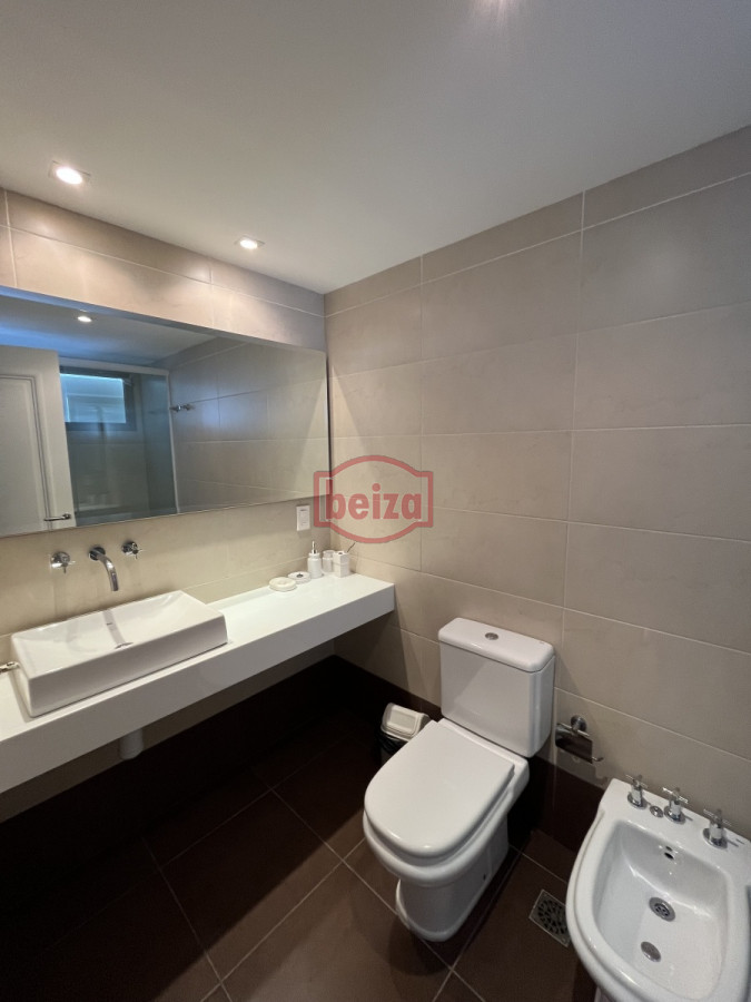 Apartamento ID.163707/Un-dormitorio--Céntrico-pero-a-100-metros-de-la-playa - IMPERIALE DIVINO DE 3 DORMITORIOS