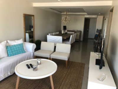 Pda 2 Playa Brava - 2 dormitorios en suite, amplio en venta. 