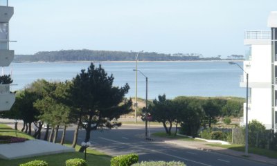 A pasos de la playa con vista a la bahía - Complejo completo en servicios