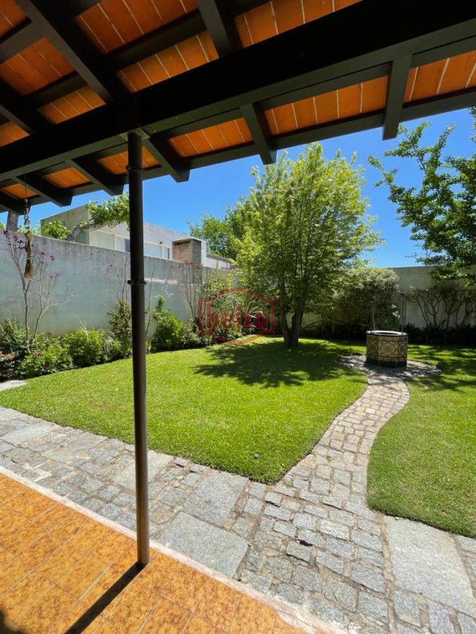 Casa ID.163155/Casa-en-Mansa,-4-dormitorios-* - Casa en Mansa - Pda 11 - 4 dormitorios 4 baños