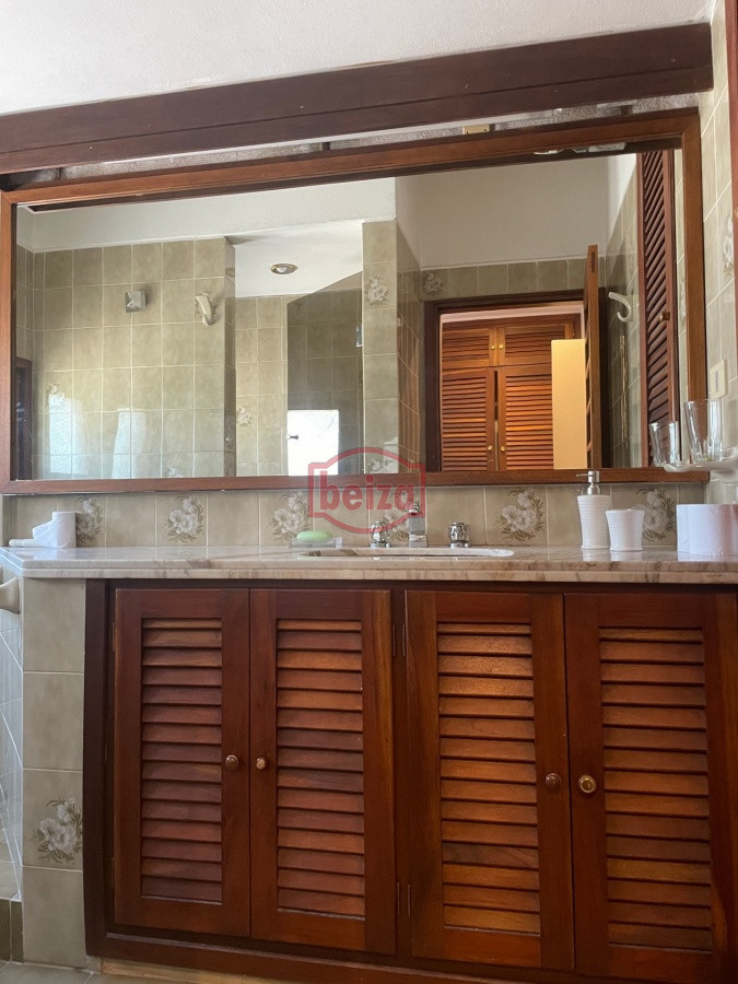 Casa ID.164665 - Amplia casa de 7 dormitorios en Punta del Este