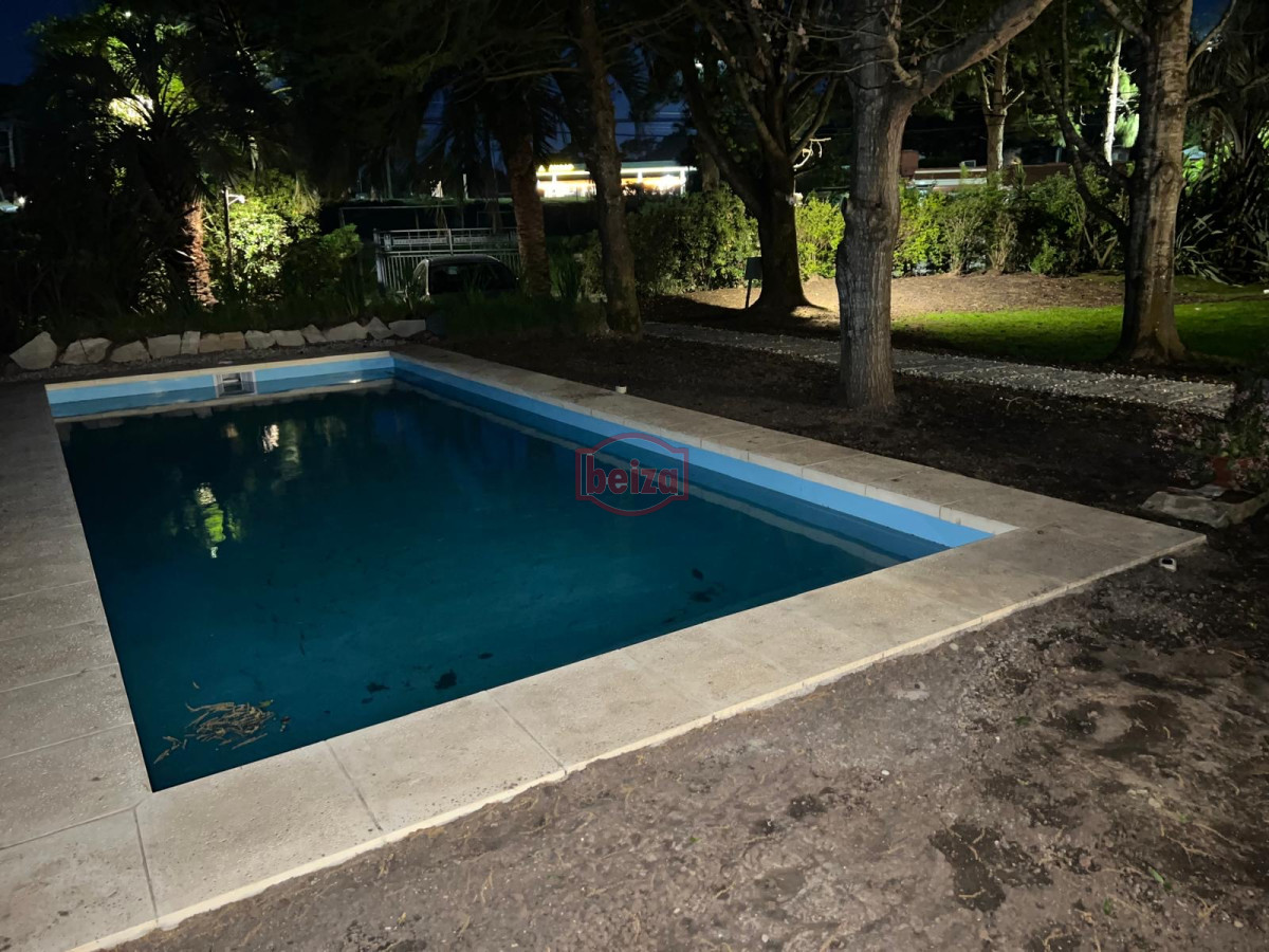 Casa ID.163162/Casa-en-Mansa--Pda-11--4-dormitorios-4-baños - Hermosa casa de 4 Dormitorios y 3 Baños