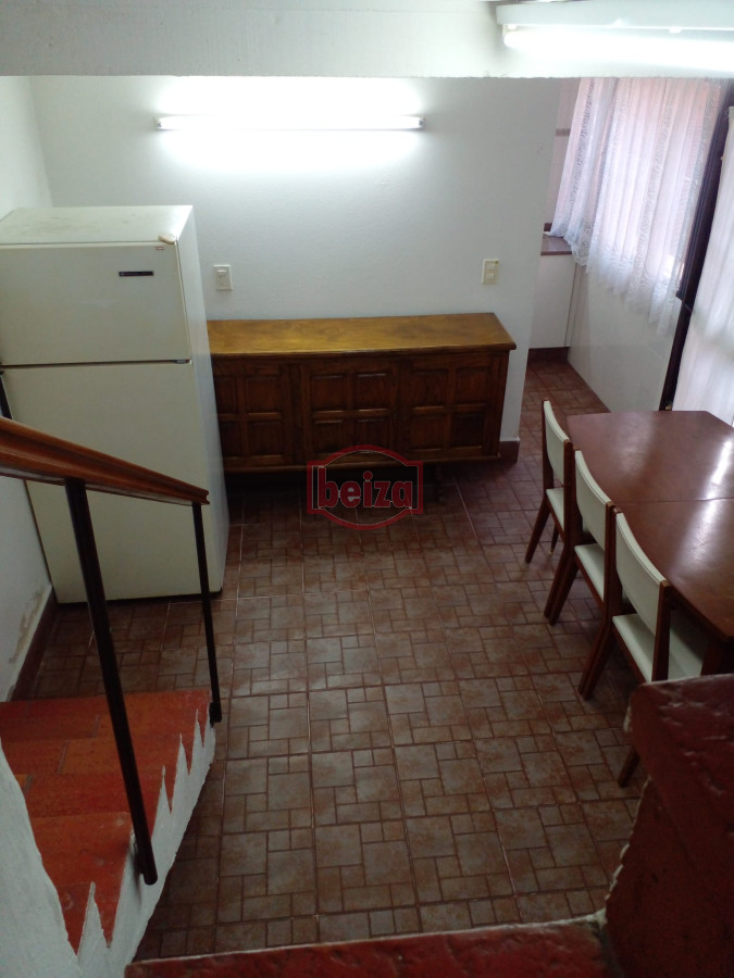 Casa ID.165809/VENDE-CHALET-TRES-DORMITORIOS-,-DOS-BAÑOS-Y-DORMITORIO-Y-BAÑO-DE-SERVICIO- - casa en venta