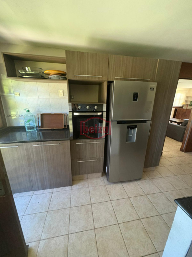 Casa ID.167008/mansa-una-cuadra-del-mar - Alquiler amplia casa 5 dormitorios