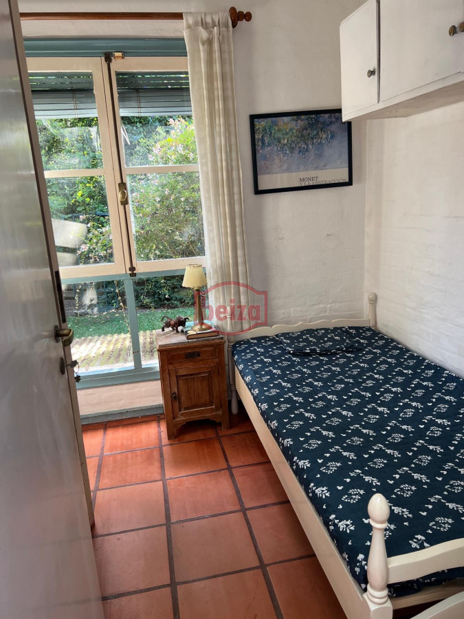 Casa ID.163162/Casa-en-Mansa--Pda-11--4-dormitorios-4-baños - Hermosa casa de 4 Dormitorios y 3 Baños