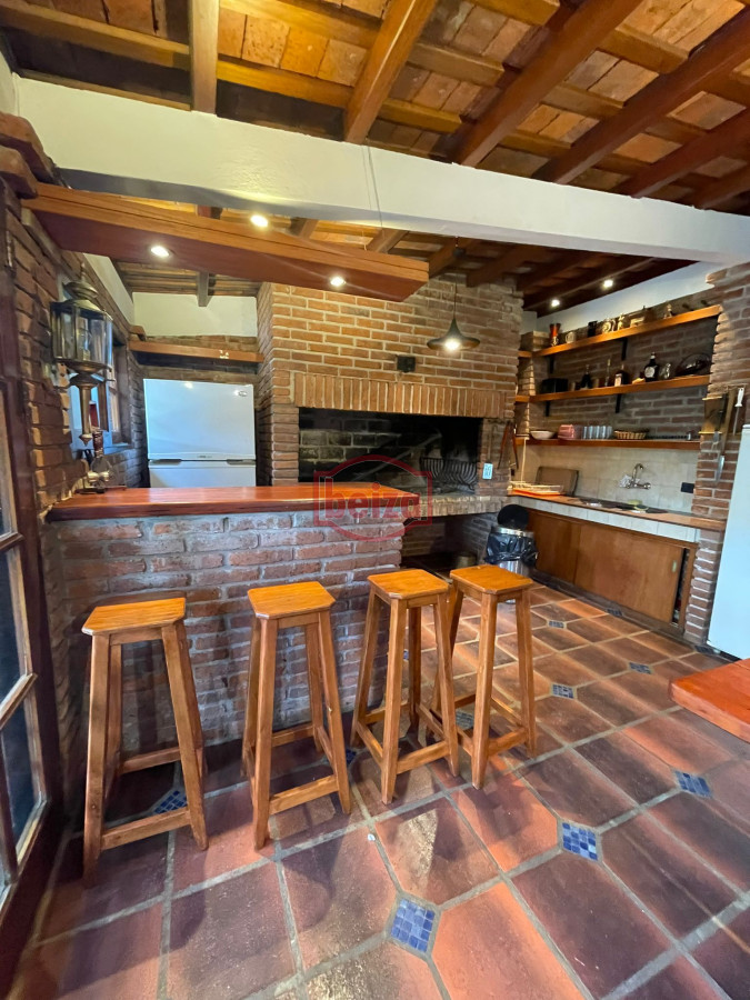 Casa ID.165431 - CASA CON PILETA EN MANSA