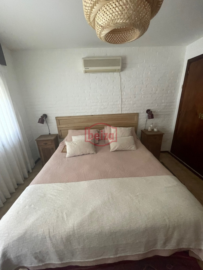 Casa ID.163165/Hermosa-casa-de-4-Dormitorios-y-3-Baños - Alquiler enero casa de 4 dormitorios *