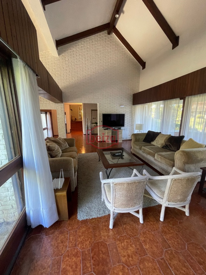 Casa ID.164665 - Amplia casa de 7 dormitorios en Punta del Este