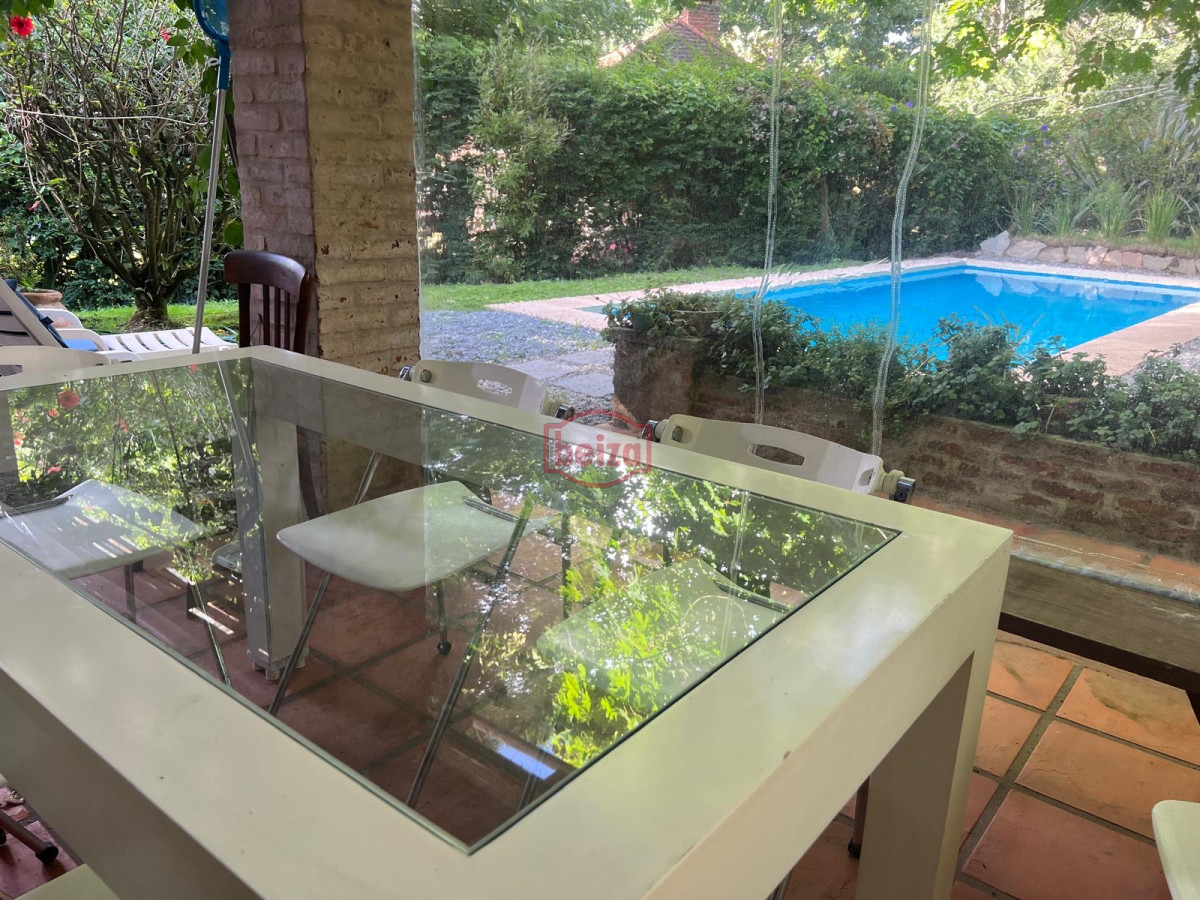 Casa ID.163162/Casa-en-Mansa--Pda-11--4-dormitorios-4-baños - Hermosa casa de 4 Dormitorios y 3 Baños