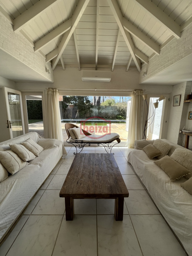 Casa ID.163186 - Casa en venta 3 dormitorios *