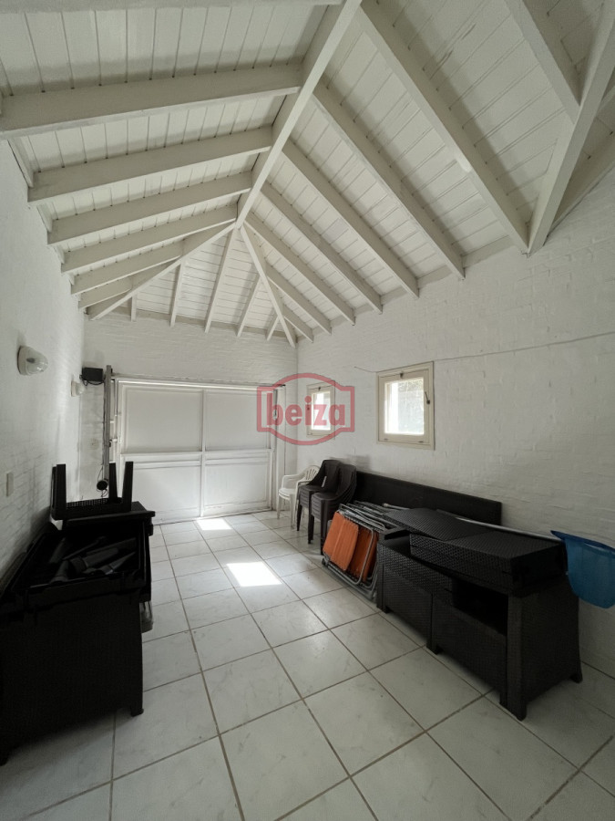 Casa ID.163186 - Casa en venta 3 dormitorios *