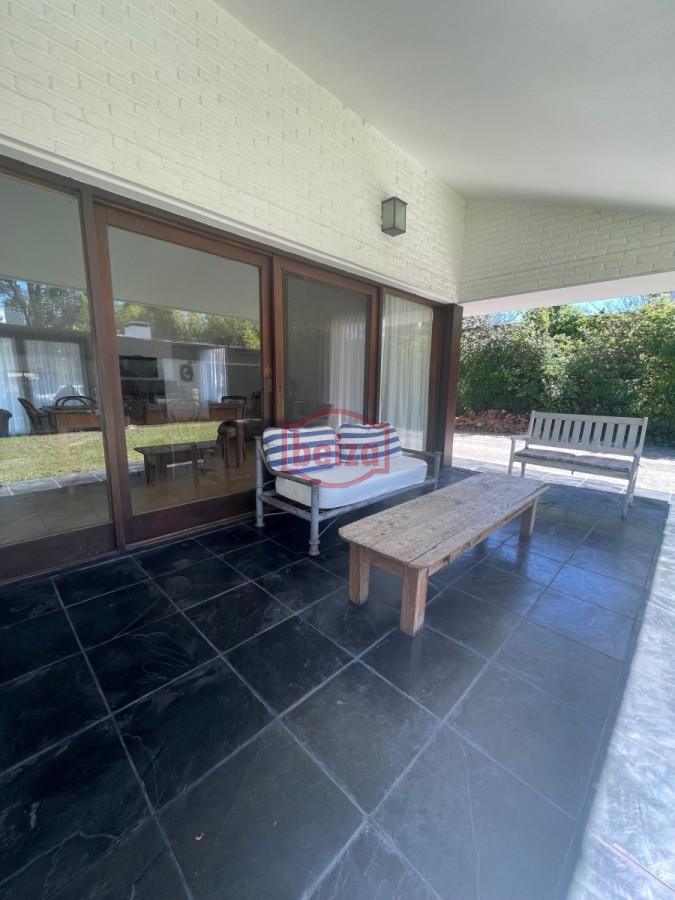 Casa ID.163165/Hermosa-casa-de-4-Dormitorios-y-3-Baños - Alquiler enero casa de 4 dormitorios *