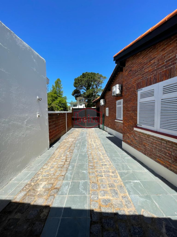 Casa ID.163155/Casa-en-Mansa,-4-dormitorios-* - Casa en Mansa - Pda 11 - 4 dormitorios 4 baños