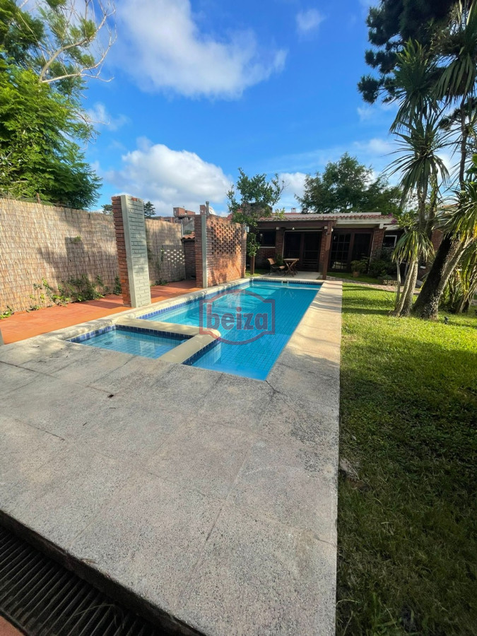 Casa ID.165431 - CASA CON PILETA EN MANSA