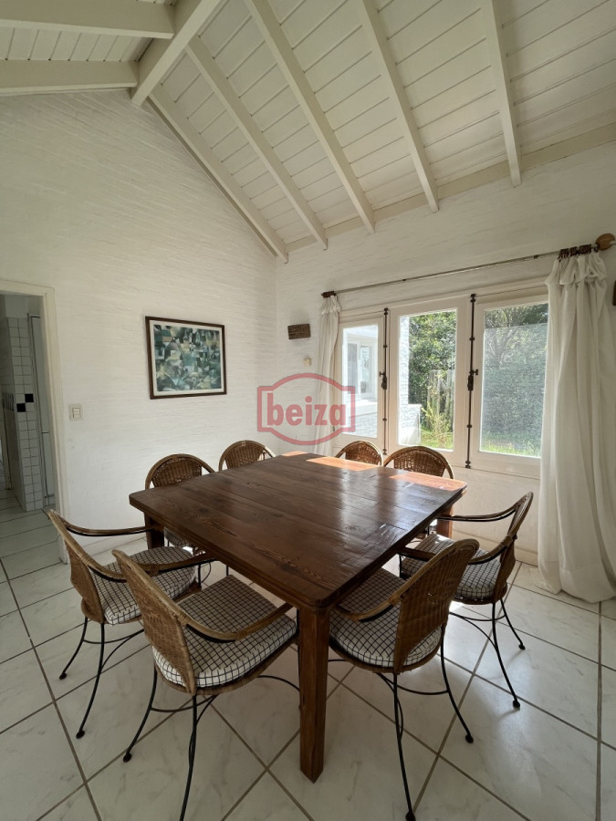 Casa ID.163186 - Casa en venta 3 dormitorios *