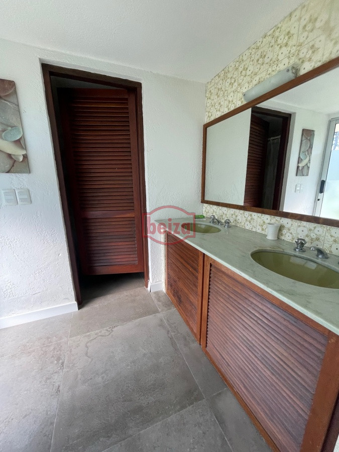 Casa ID.164665 - Amplia casa de 7 dormitorios en Punta del Este