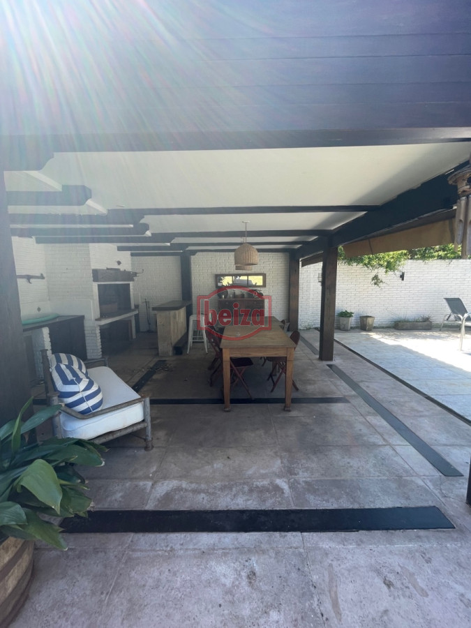 Casa ID.163165/Hermosa-casa-de-4-Dormitorios-y-3-Baños - Alquiler enero casa de 4 dormitorios *