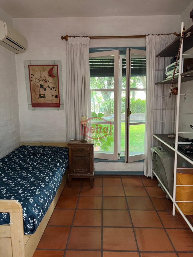 Casa ID.163162/Casa-en-Mansa--Pda-11--4-dormitorios-4-baños - Hermosa casa de 4 Dormitorios y 3 Baños