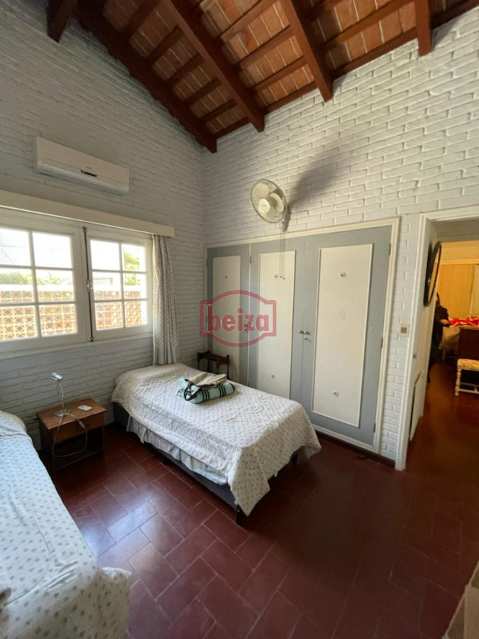 Casa ID.163155/Casa-en-Mansa,-4-dormitorios-* - Casa en Mansa - Pda 11 - 4 dormitorios 4 baños